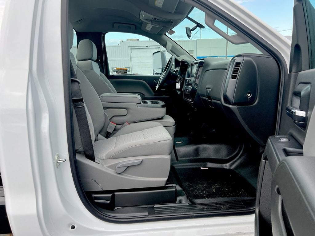 2023 Chevrolet Silverado 6500 HD Work Truck