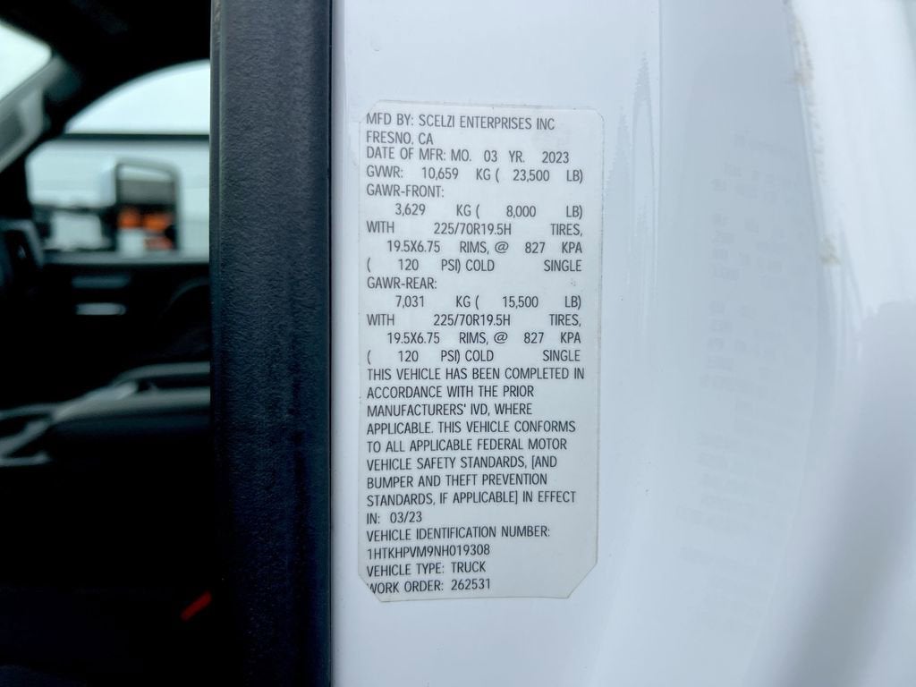 2022 Chevrolet Silverado 6500 HD Work Truck