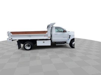 2022 Chevrolet Silverado 6500 HD Work Truck