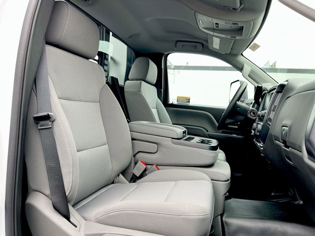 2024 Chevrolet Silverado 5500 HD Work Truck