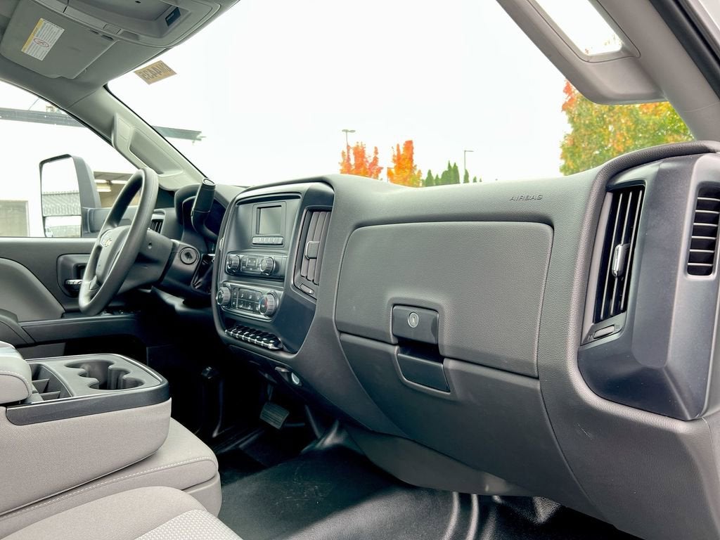 2024 Chevrolet Silverado 5500 HD Work Truck