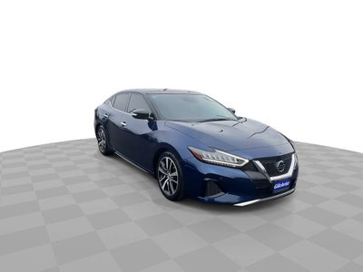 2022 Nissan Maxima SL