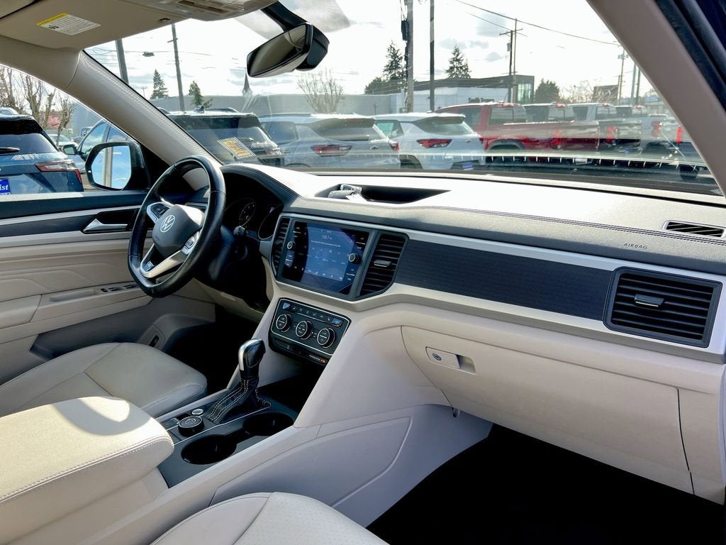 2021 Volkswagen Atlas 3.6L V6 SE w/Technology R-Line