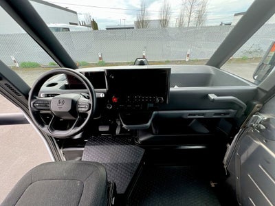 2024 BrightDrop Zevo 600 EJY