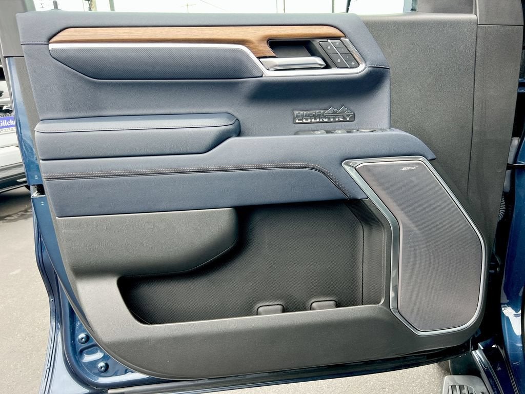2022 Chevrolet Silverado 1500 High Country