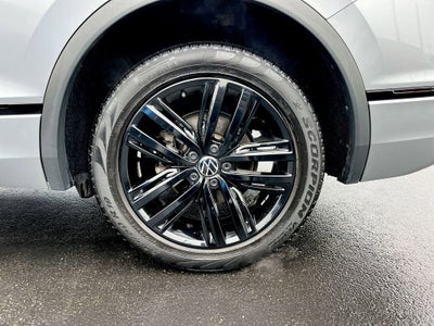 2022 Volkswagen Tiguan 2.0T SE R-Line Black