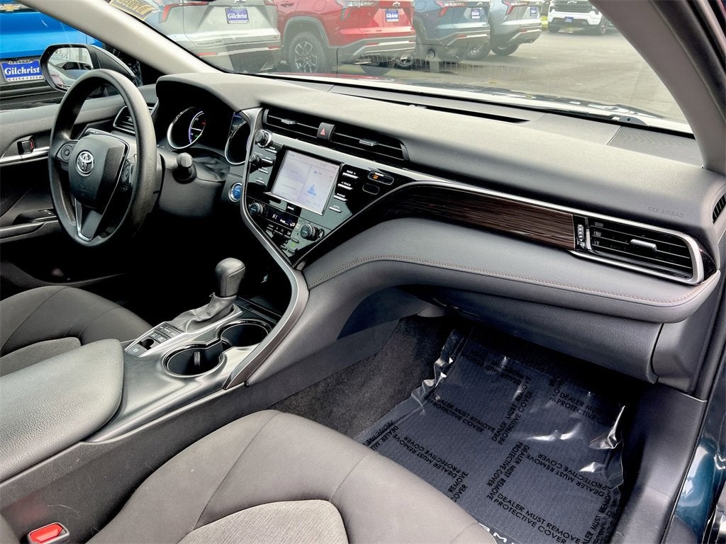 2020 Toyota Camry LE Hybrid