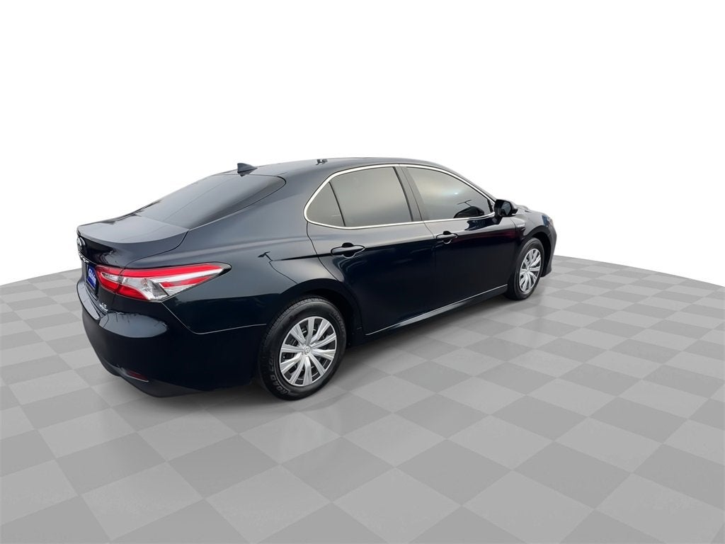2020 Toyota Camry LE Hybrid
