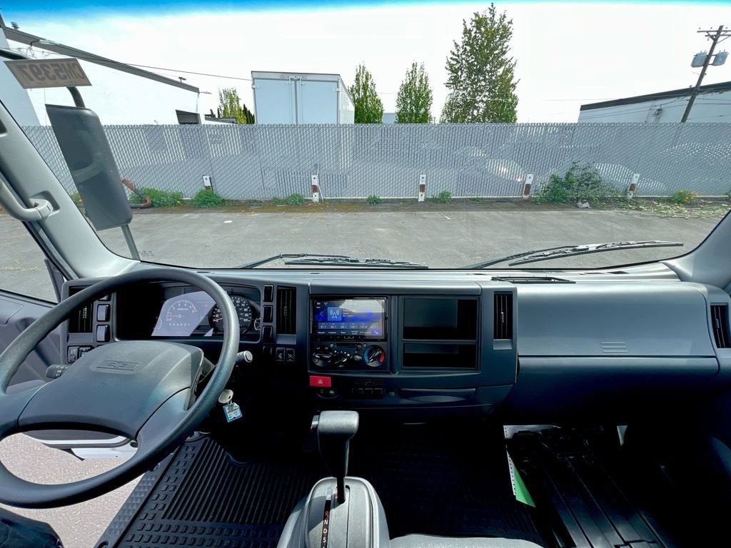 2025 Chevrolet Low Cab Forward 3500 HG NA