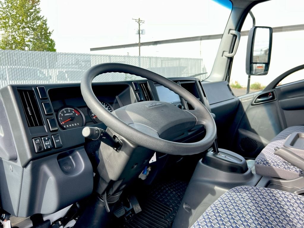 2025 Chevrolet Low Cab Forward 3500 HG NA