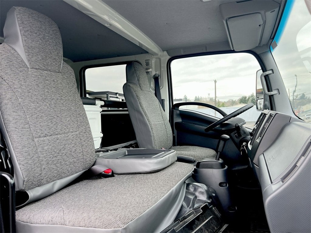 2025 Chevrolet Low Cab Forward 4500 NA