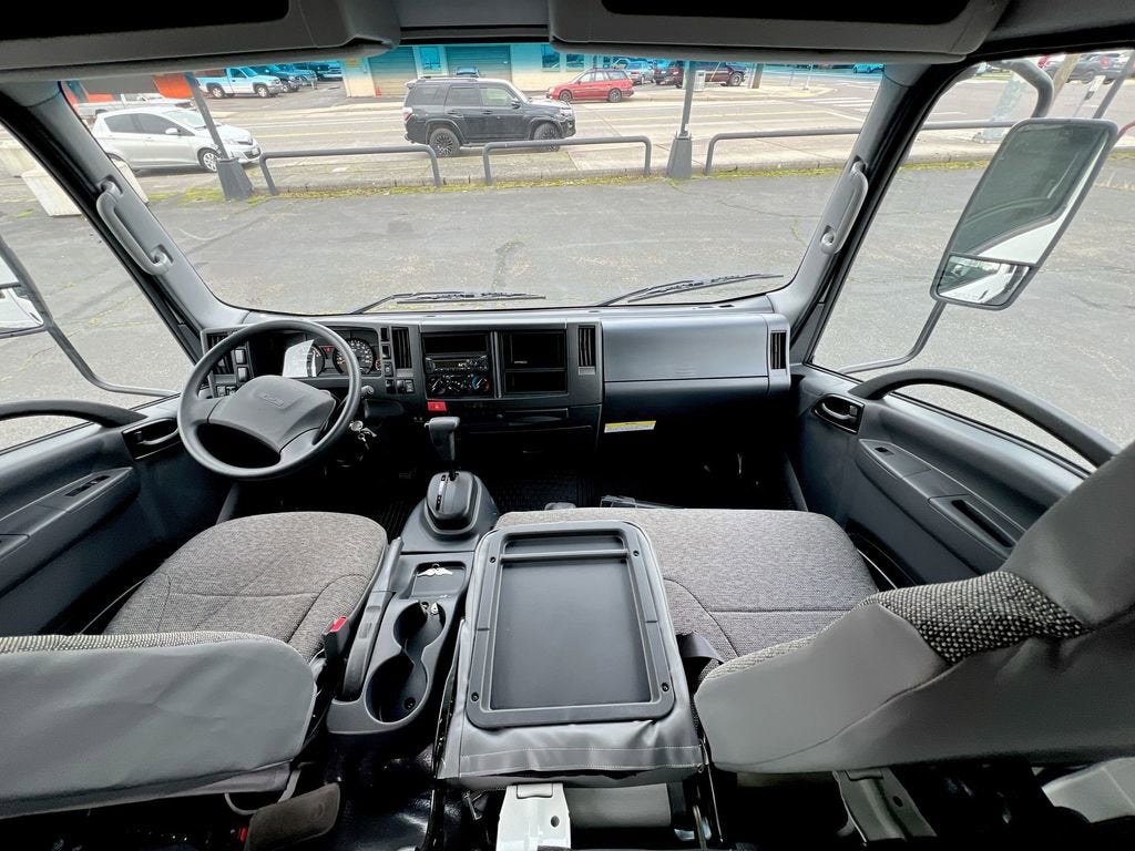 2025 Chevrolet Low Cab Forward 4500 NA