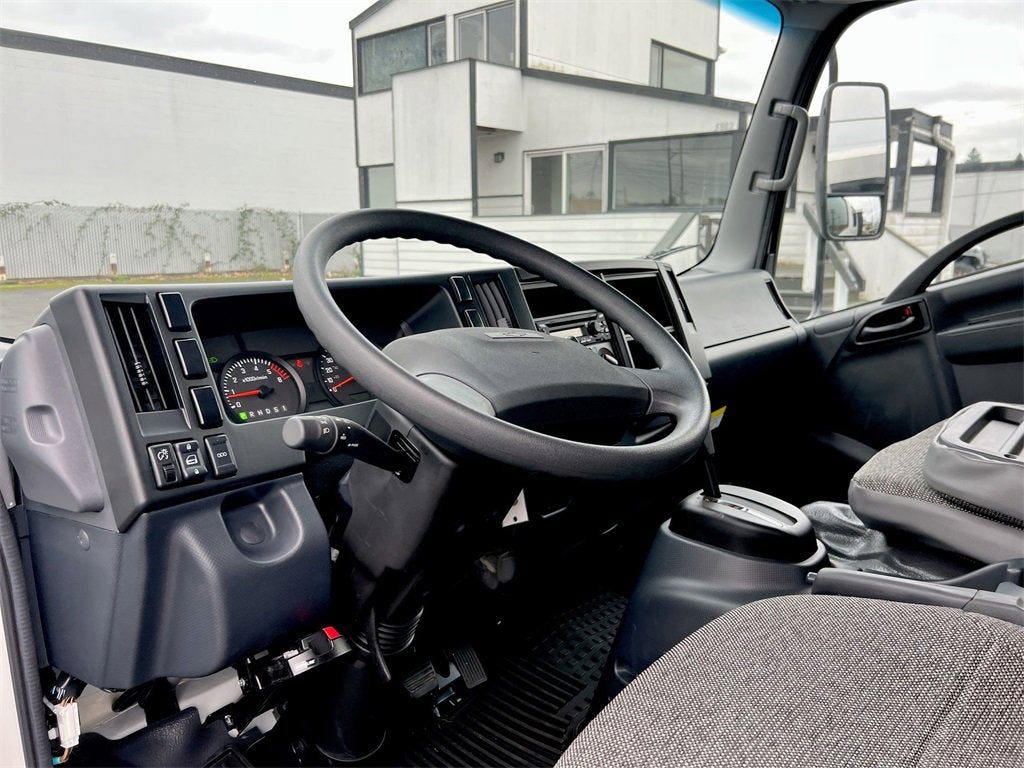 2025 Chevrolet Low Cab Forward 4500 NA