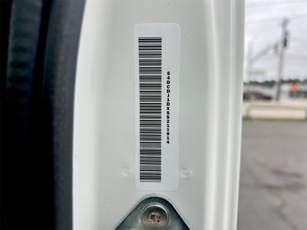 2025 Chevrolet Low Cab Forward 4500 NA