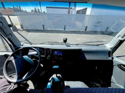 2025 Chevrolet Low Cab Forward 4500 HG NA