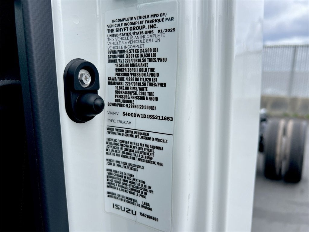 2025 Chevrolet Low Cab Forward 4500 NA