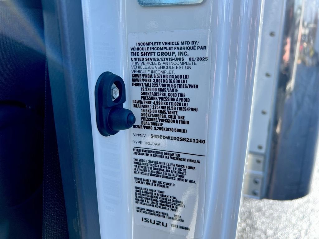 2025 Chevrolet Low Cab Forward 4500 HG 1WT