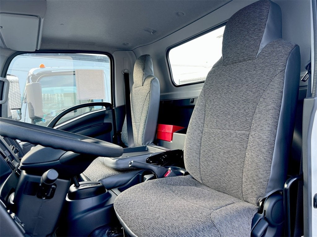 2025 Chevrolet Low Cab Forward 4500 NA