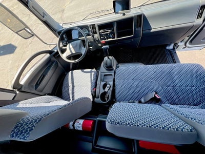 2025 Chevrolet Low Cab Forward 4500 HG NA