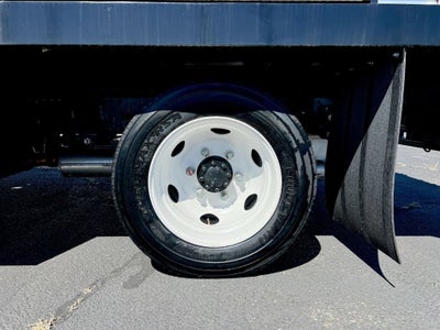 2025 Chevrolet Low Cab Forward 4500 HG NA