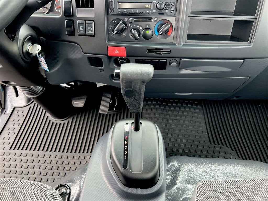 2025 Chevrolet Low Cab Forward 4500 NA