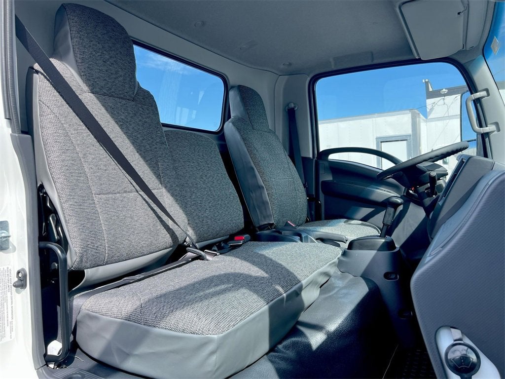 2025 Chevrolet Low Cab Forward 4500 NA