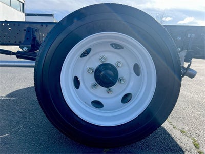 2025 Chevrolet Low Cab Forward 4500 NA