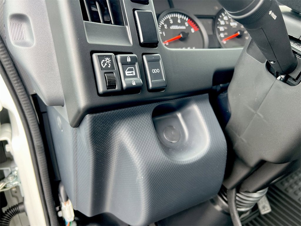 2025 Chevrolet Low Cab Forward 4500 NA