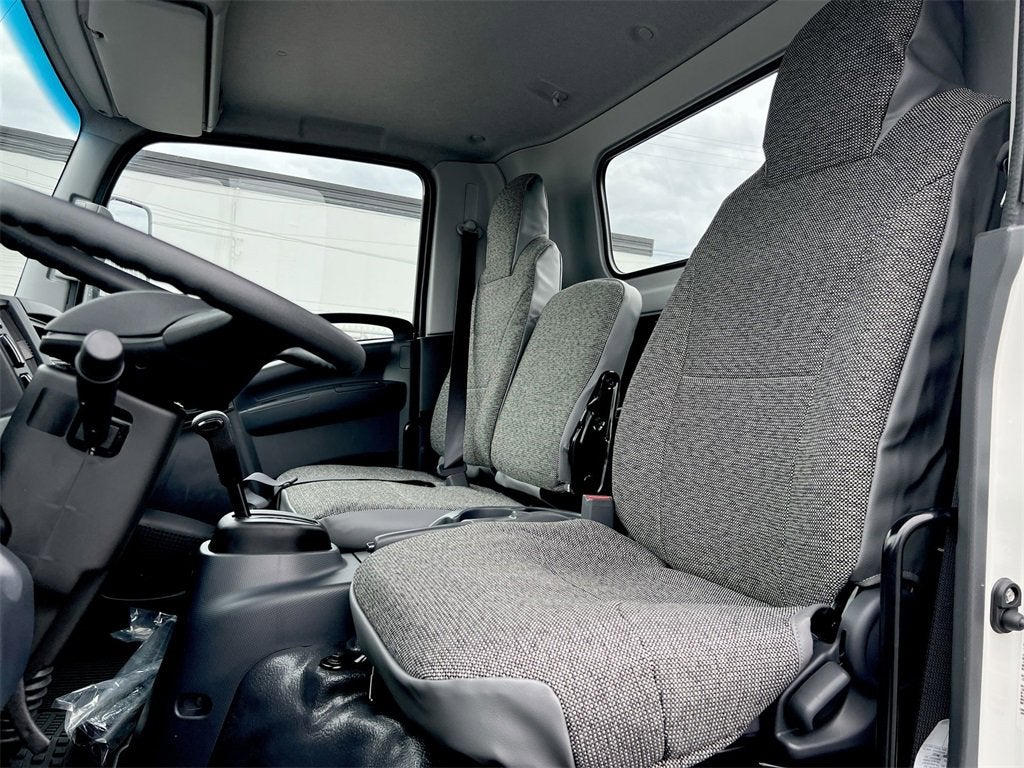 2025 Chevrolet Low Cab Forward 4500 NA