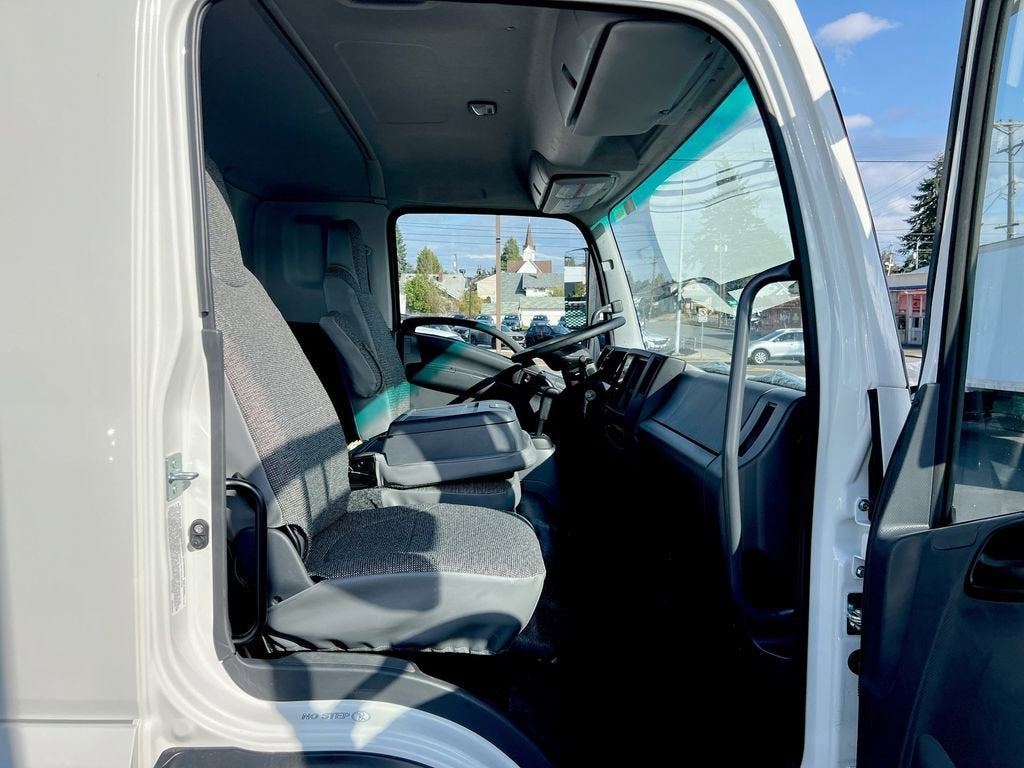 2024 Chevrolet Low Cab Forward 6500 XD NA