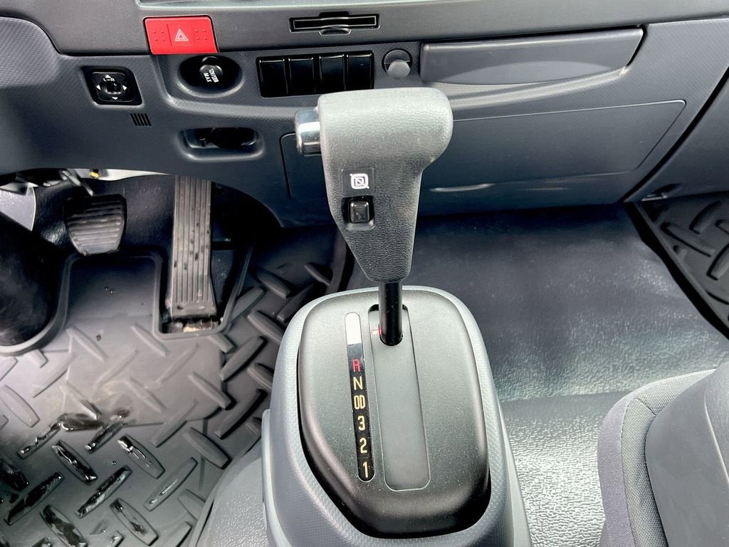 2024 Chevrolet Low Cab Forward 6500 XD NA