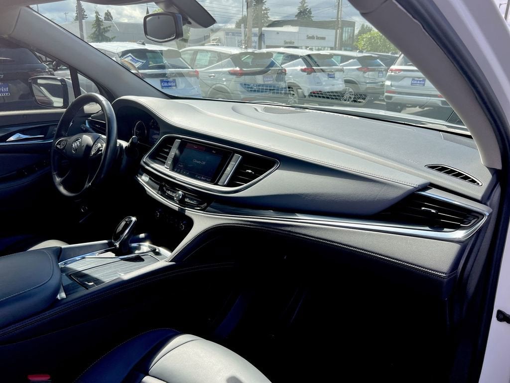 2021 Buick Enclave Essence