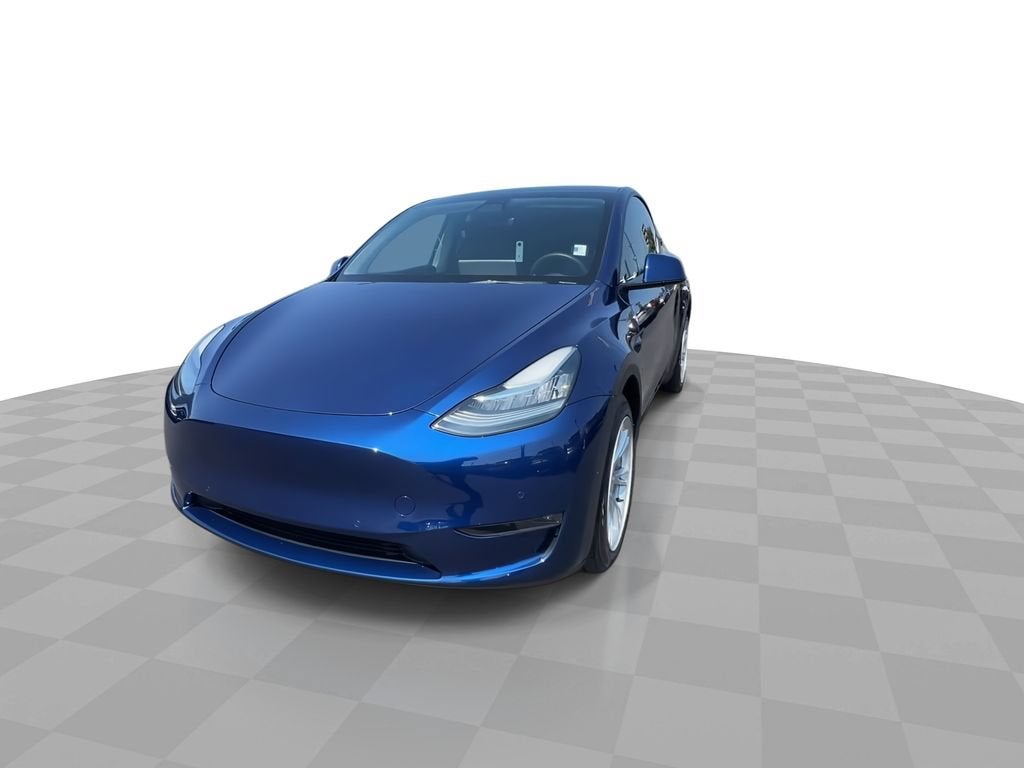 2022 Tesla Model Y Long Range Dual Motor All-Wheel Drive