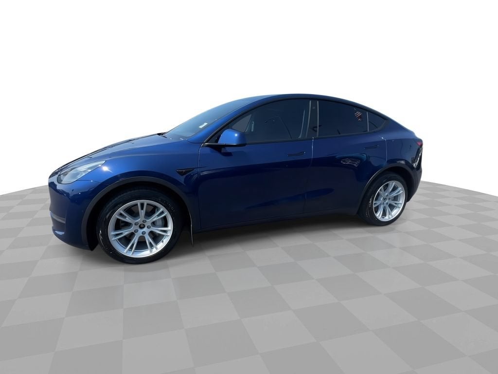 2022 Tesla Model Y Long Range Dual Motor All-Wheel Drive
