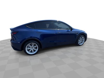 2022 Tesla Model Y Long Range Dual Motor All-Wheel Drive