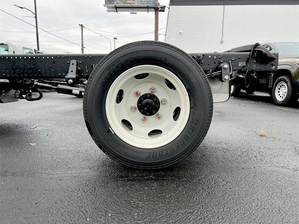 2024 Chevrolet Low Cab Forward 5500 XD NA