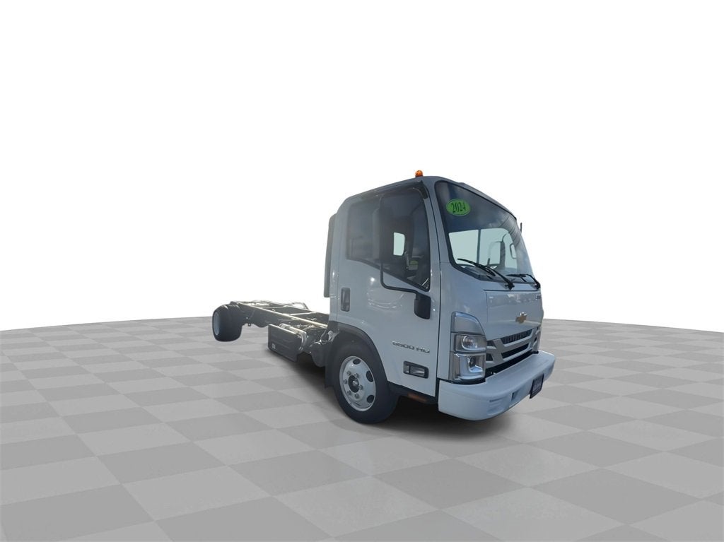 2024 Chevrolet Low Cab Forward 5500 HD NA