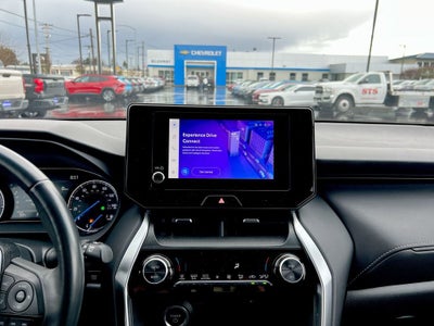 2024 Toyota Venza LE