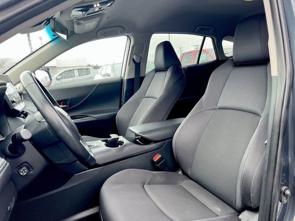 2024 Toyota Venza LE