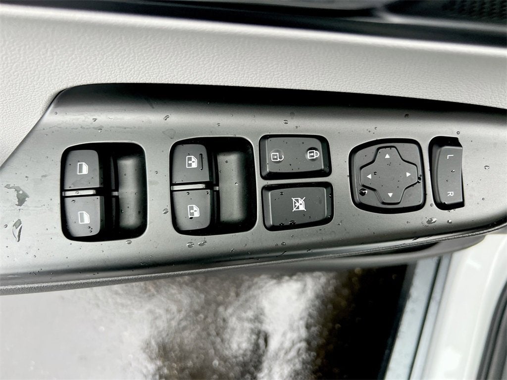 2023 Hyundai Kona Electric SE