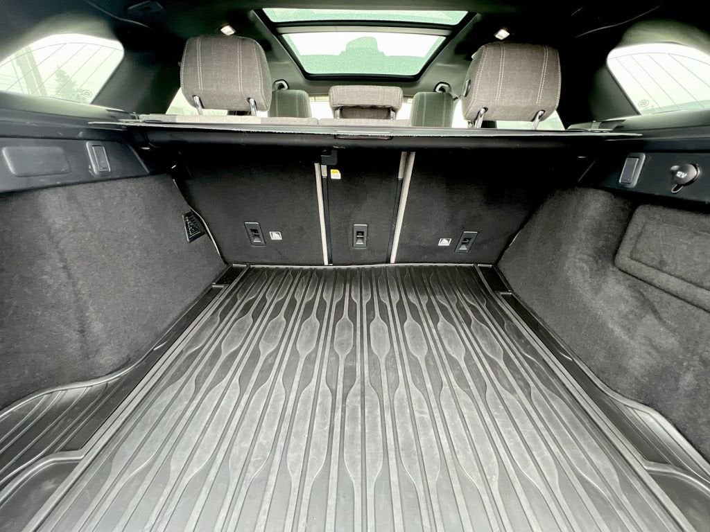 2018 Land Rover Range Rover Velar R-Dynamic HSE