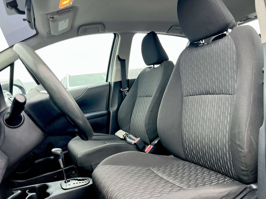 2014 Toyota Yaris L
