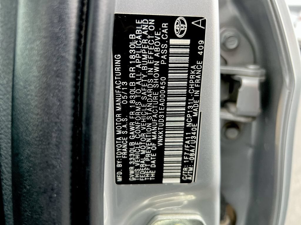 2014 Toyota Yaris L