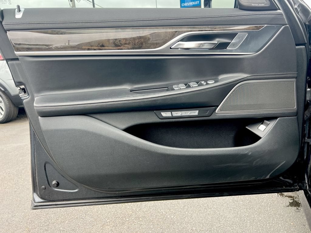 2016 BMW 750i xDrive