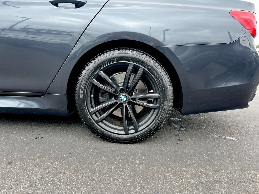 2016 BMW 750i xDrive