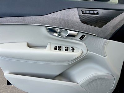 2024 Volvo XC90 B6 Plus Bright Theme 6-Seater