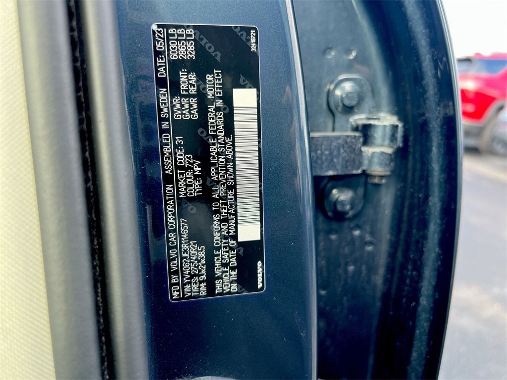 2024 Volvo XC90 B6 Plus Bright Theme 6-Seater