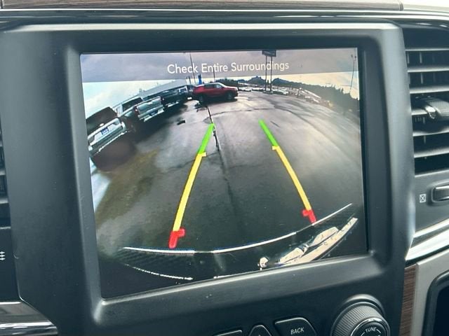 2017 RAM 1500 Laramie Quad Cab 4x4 6'4" Box