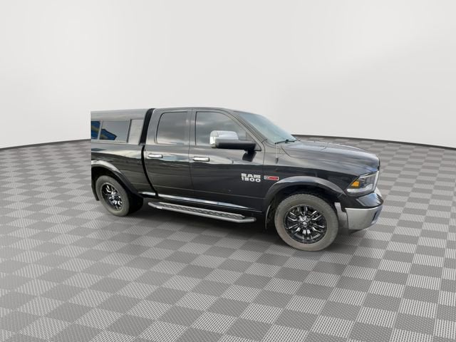 2017 RAM 1500 Laramie Quad Cab 4x4 6'4" Box