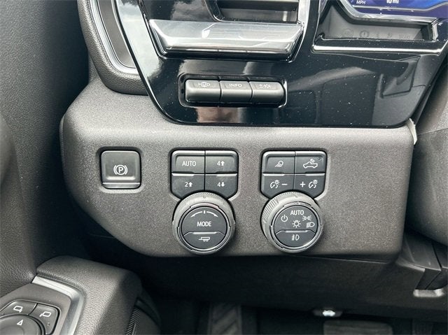 2025 Chevrolet Silverado 3500 HD LTZ